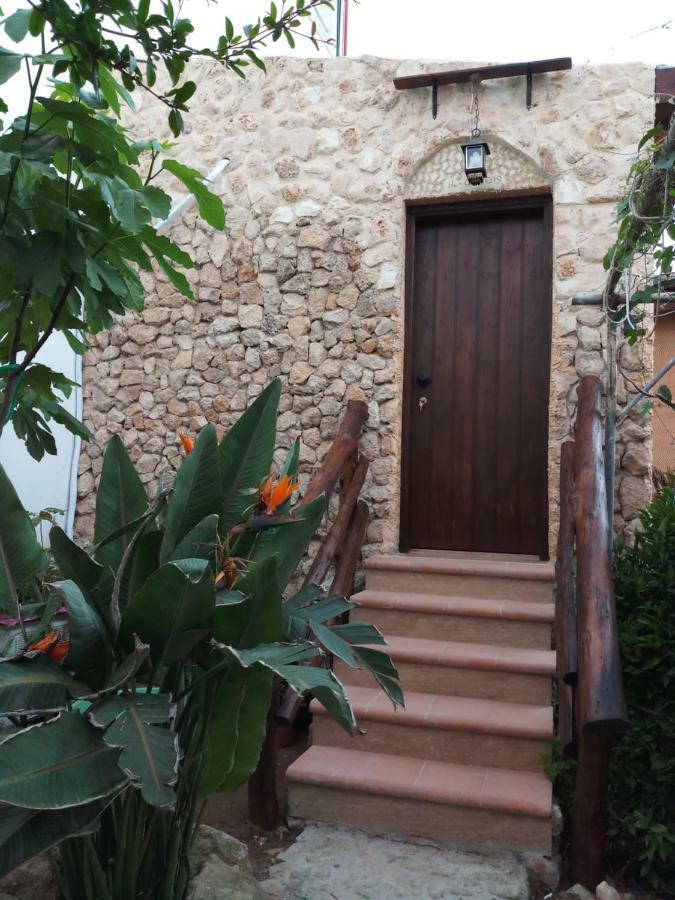Mystery Garden Guest House Famagusta  Zewnętrze zdjęcie